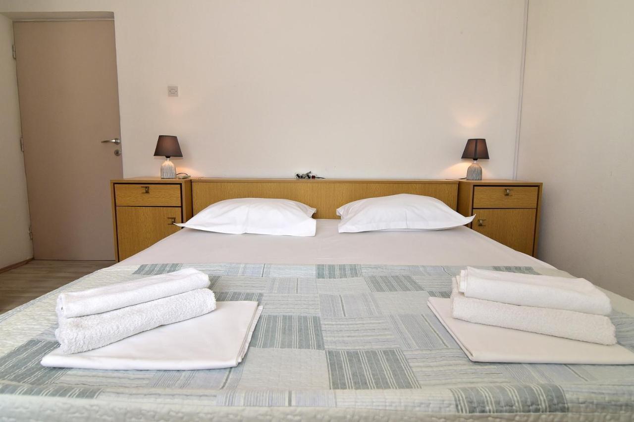 Apartments Dobrinic Makarska Zewnętrze zdjęcie